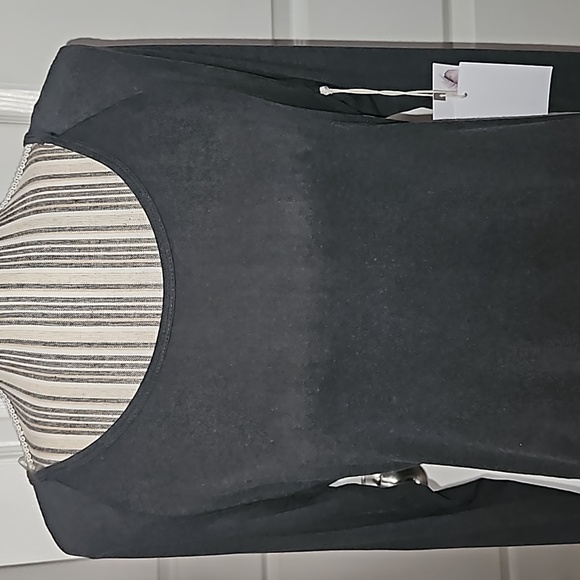 Jessica Simpson Activewear Women Cut out back with twist T-shirts Top Size M - Picture 3 of 12